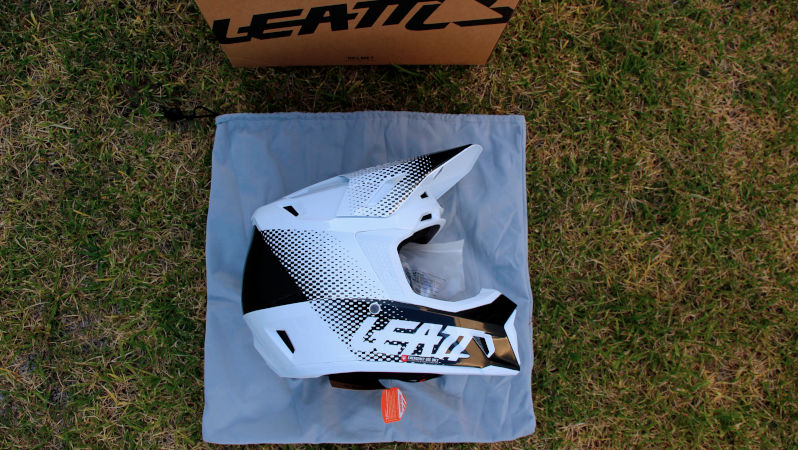 White Leatt 7.5 helmet in profile