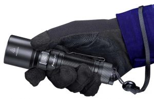 Fenix C7 Work Flashlight – Snap review