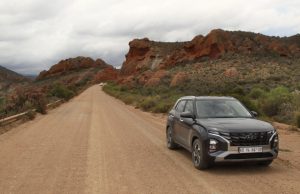 What does it cost to drive a Hyundai Creta from Joburg to Cape Town? Hyundai Creta on gravel in Little Karoo