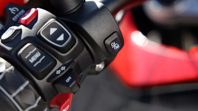BMW Motorrad unveils Automated Shift Assistant for motorcycles
