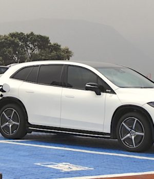 Mercedes-Benz EQS450 4Matic SUV – Review