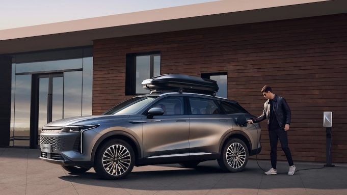 Omoda C9 plug-in is big on performance and practicality