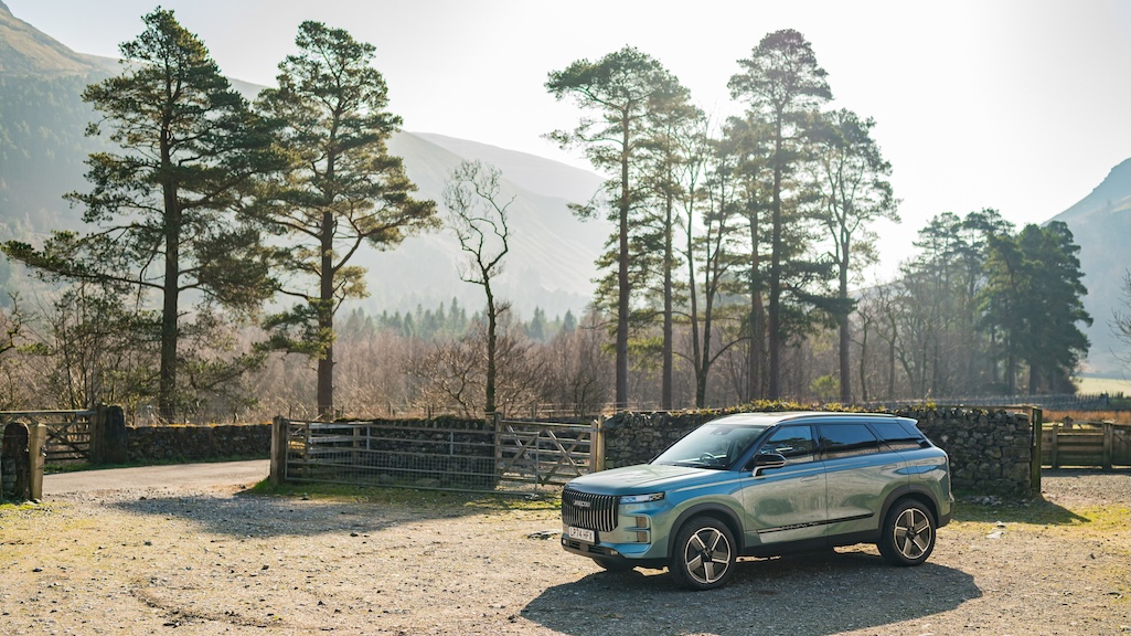 Jaecoo J7 in the Sticks