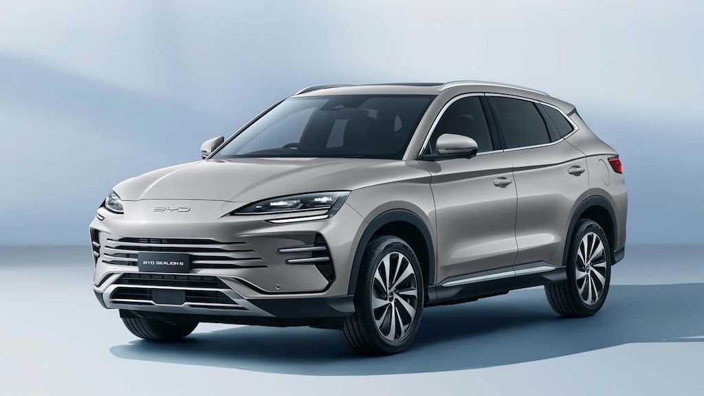 BYD Sealion 6 plug-in hybrid